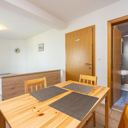 Apartments Obradovic Dramalj Eksteriør bilde