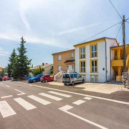 Apartments Obradovic Dramalj Eksteriør bilde