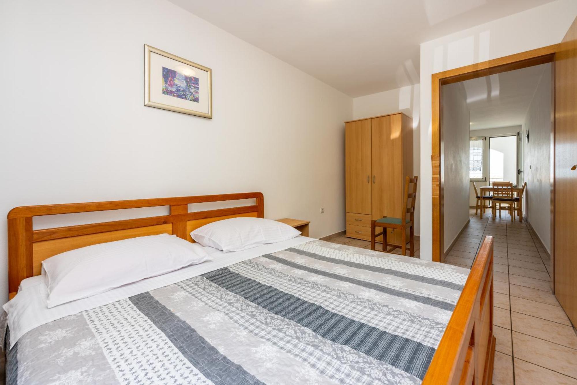 Apartments Obradovic Dramalj Eksteriør bilde